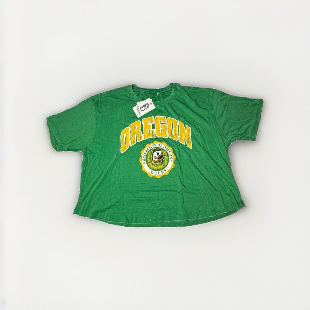 NWT Pressbox Women’s 2XL Oregon Ducks Green Cropped T-Shirt NCAA Distressed